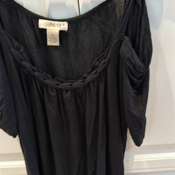 Kenner open shoulder/loose fitting shirt in size small. Blk - Picture 3 of 4